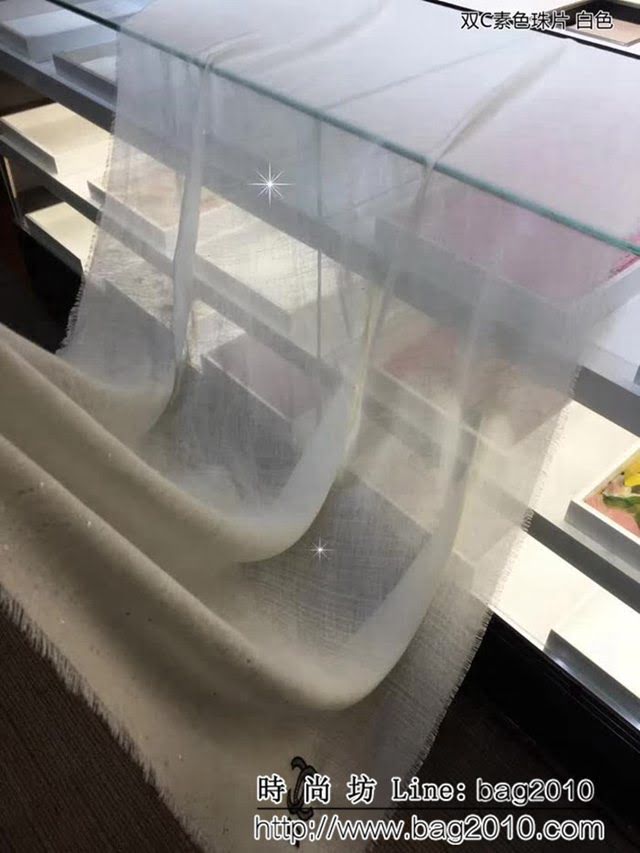 CHANEL香奈兒蓬鬆加厚款 雙C素色珠片羊絨長圍巾 LLWJ6049
